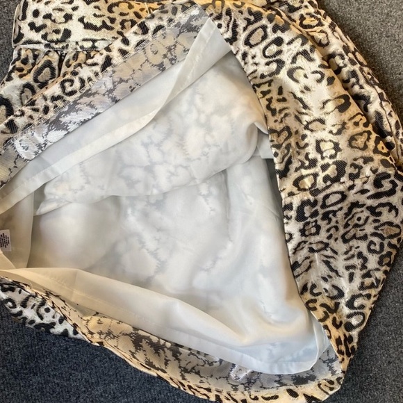 Crown & Ivy Animal Print Skirt -Cheetah Leopard Shine Bright Hol 2 - Picture 8 of 8